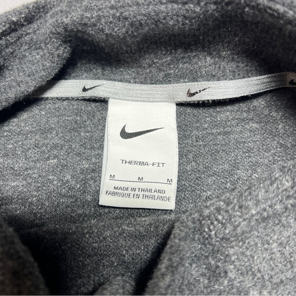 Nike Therma Fit Women’s Mock Neck Training Top 'Grey' Size Medium - Picture 7 of 11